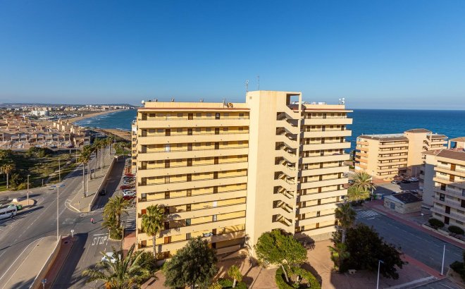 Herverkoop - Appartement -
Torrevieja - Cabo Cervera