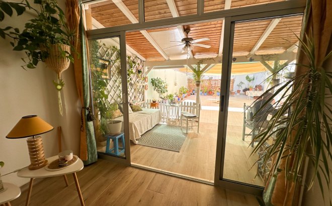 Revente - Appartement -
Torrevieja - Costa Blanca