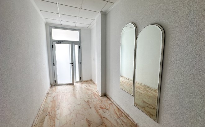 Revente - Appartement -
Torrevieja - Costa Blanca