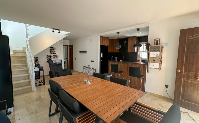 Revente - Dúplex -
Orihuela Costa - Costa Blanca