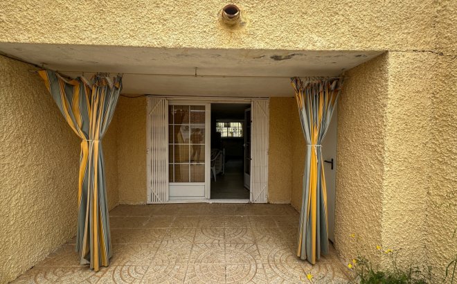 Herverkoop - Town House -
Torrevieja - Costa Blanca