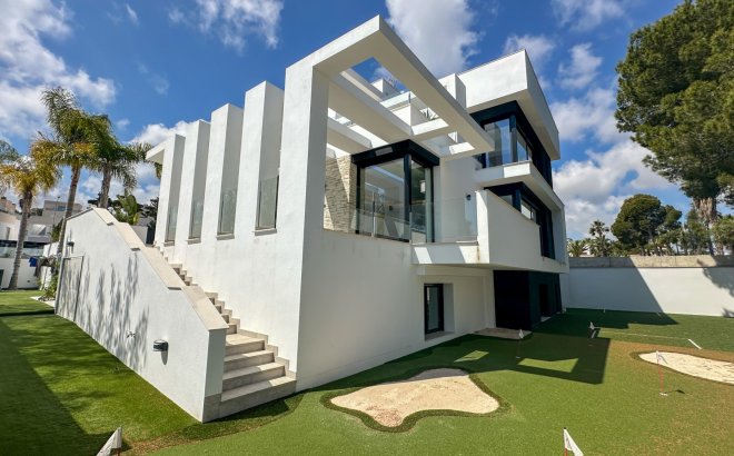 Revente - Villa -
Orihuela Costa - Costa Blanca