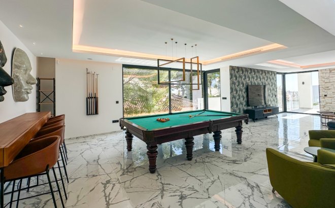 Revente - Villa -
Orihuela Costa - Costa Blanca