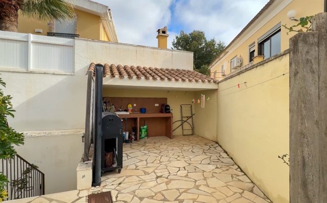 Resale - Villa -
Dehesa de Campoamor - Costa Blanca