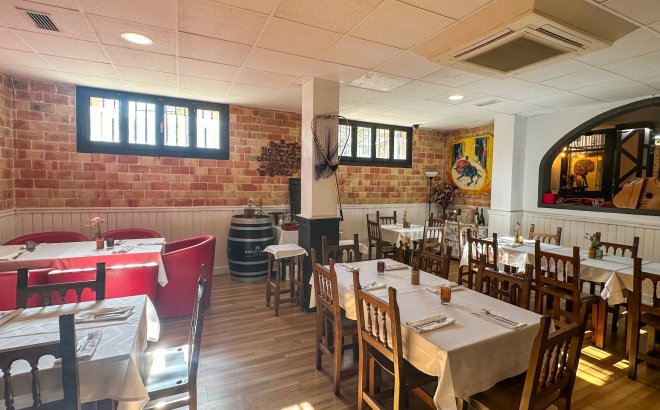 Resale - Commercial -
Torrevieja - Costa Blanca