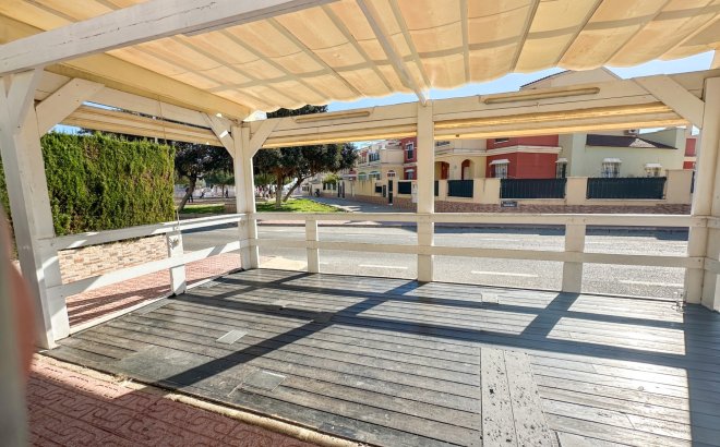 Resale - Commercial -
Torrevieja - Costa Blanca