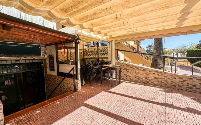 Resale - Commercial -
Torrevieja - Costa Blanca