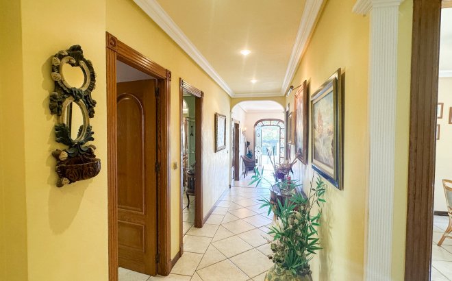 Revente - Villa -
La Mata - Costa Blanca