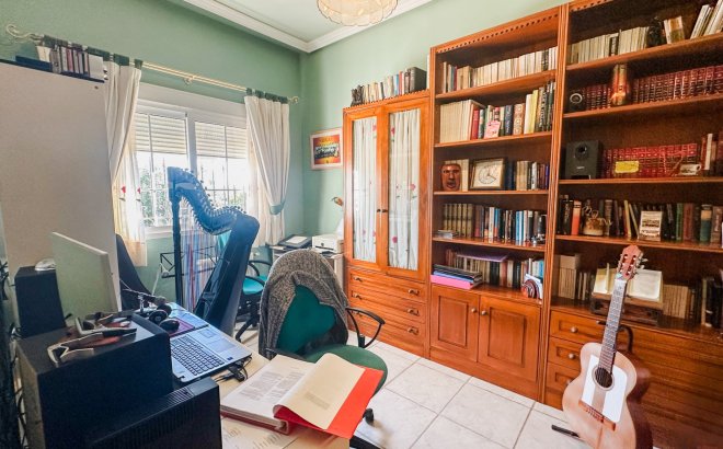 Revente - Villa -
La Mata - Costa Blanca