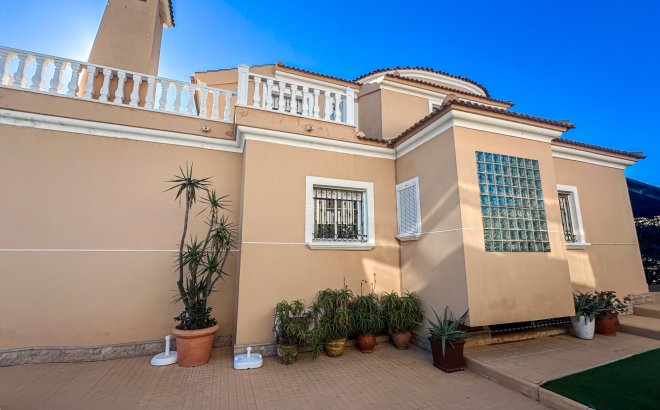 Revente - Villa -
La Mata - Costa Blanca