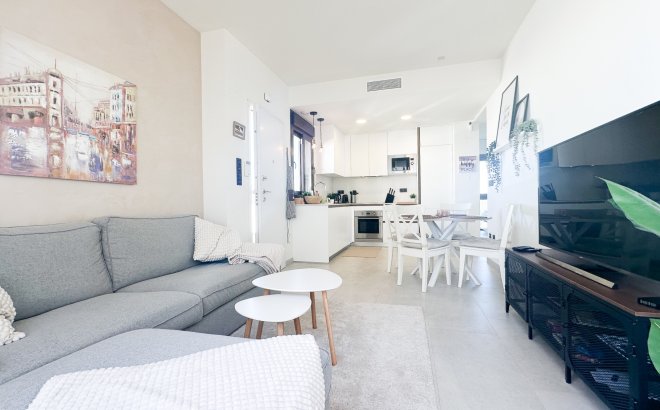 Herverkoop - Appartement -
Torrevieja - Costa Blanca