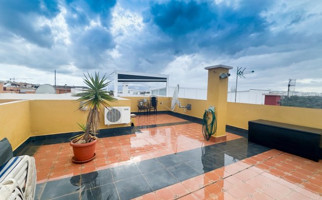 Resale - Apartment -
Orihuela Costa - Costa Blanca