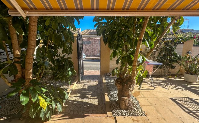 Resale - Town House -
Torrevieja - Costa Blanca