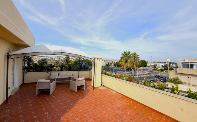 Herverkoop - Penthouse -
Torrevieja - Costa Blanca