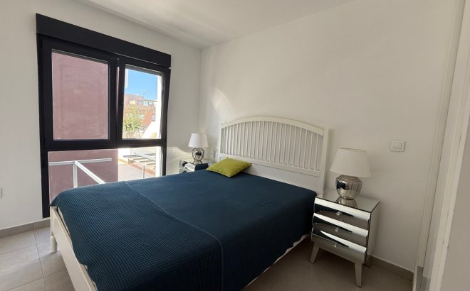 Revente - Penthouse -
Pilar de la Horadada - Costa Blanca