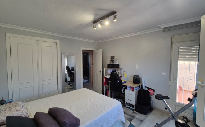 Resale - Town House -
Torrevieja - Costa Blanca