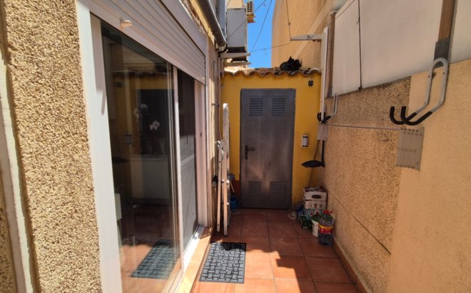 Resale - Town House -
Torrevieja - Costa Blanca