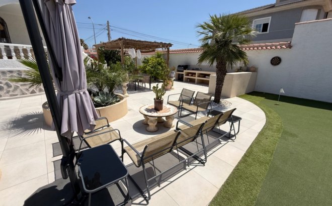 Revente - Villa -
Torrevieja - Costa Blanca