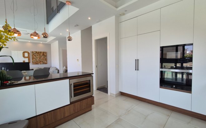 Revente - Villa -
Torrevieja - Costa Blanca