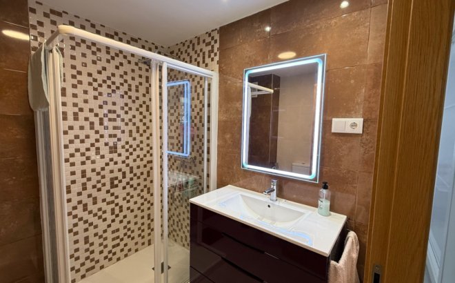 Revente - Appartement -
Torrevieja - Costa Blanca