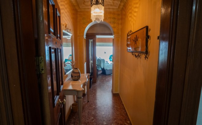 Herverkoop - Appartement -
Torrevieja - Costa Blanca