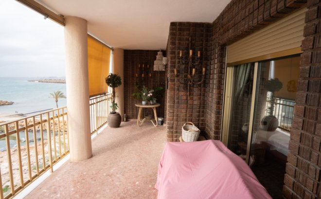 Herverkoop - Appartement -
Torrevieja - Costa Blanca