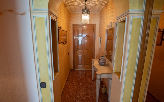 Herverkoop - Appartement -
Torrevieja - Costa Blanca