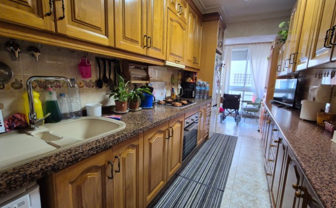 Herverkoop - Appartement -
Torrevieja - Costa Blanca