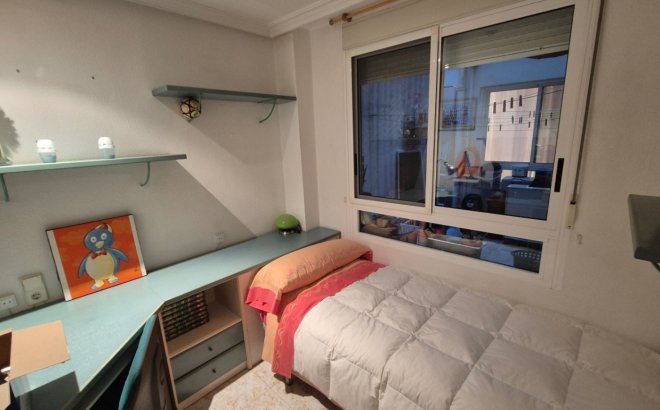 Herverkoop - Appartement -
Torrevieja - Costa Blanca