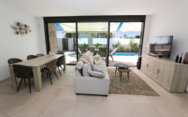 Revente - Villa -
Pilar de la Horadada - Costa Blanca