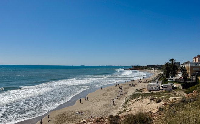 Resale - Apartment -
Pilar de la Horadada - Mil Palmeras