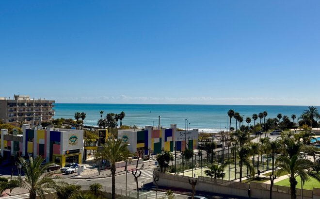 Resale - Apartment -
Pilar de la Horadada - Mil Palmeras