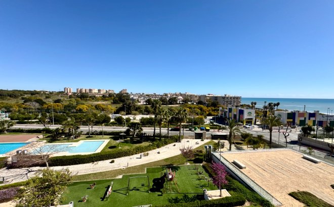 Resale - Apartment -
Pilar de la Horadada - Mil Palmeras