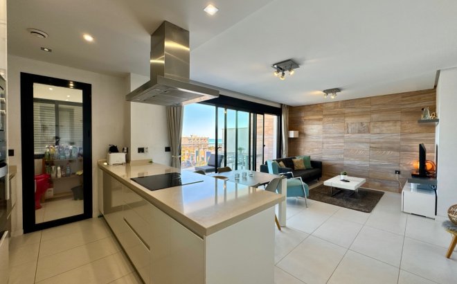 Resale - Apartment -
Pilar de la Horadada - Mil Palmeras