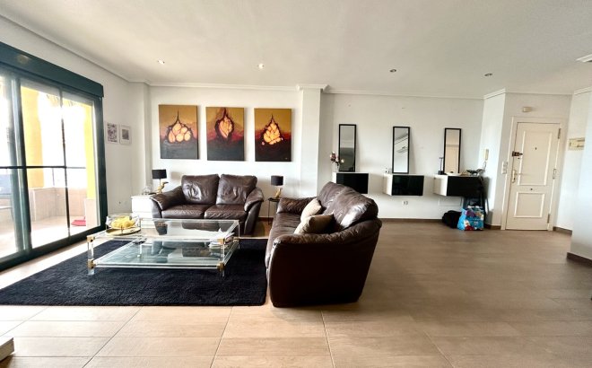 Resale - Apartment -
Campoamor - Costa Blanca