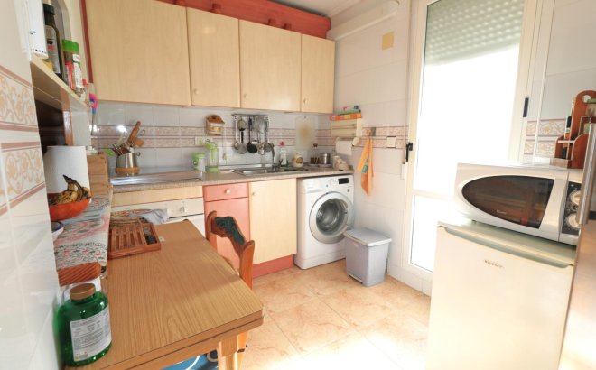 Herverkoop - Bungalow -
Torrevieja - El Limonar