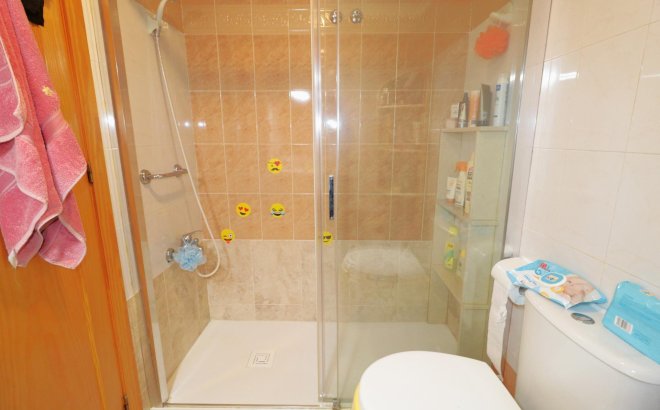 Herverkoop - Bungalow -
Torrevieja - El Limonar