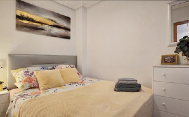 Resale - Apartment -
Torrevieja - Costa Blanca