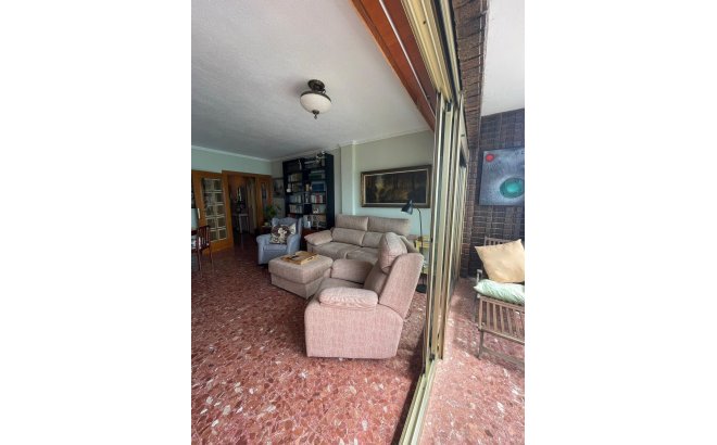 Revente - Appartement -
Torrevieja - Las Piscinas Naturales