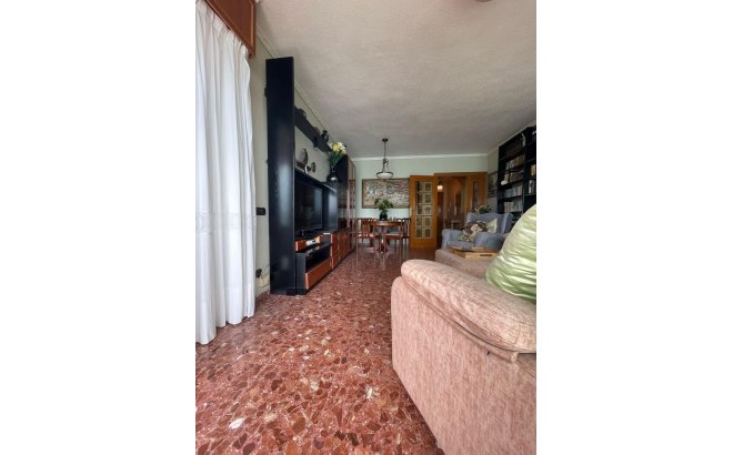 Revente - Appartement -
Torrevieja - Las Piscinas Naturales