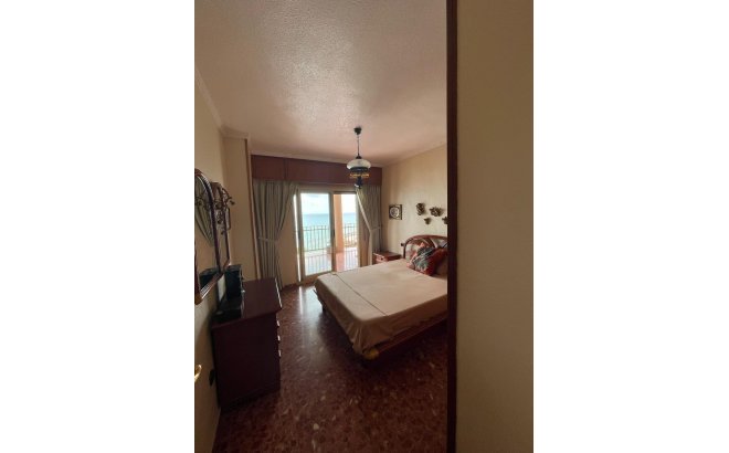 Revente - Appartement -
Torrevieja - Las Piscinas Naturales