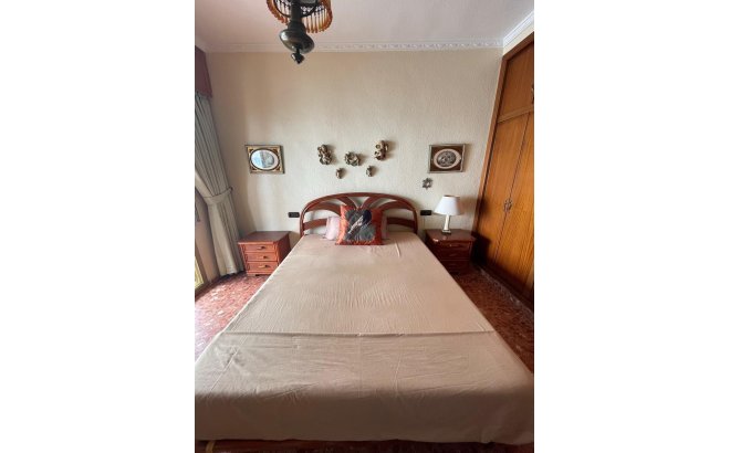 Revente - Appartement -
Torrevieja - Las Piscinas Naturales