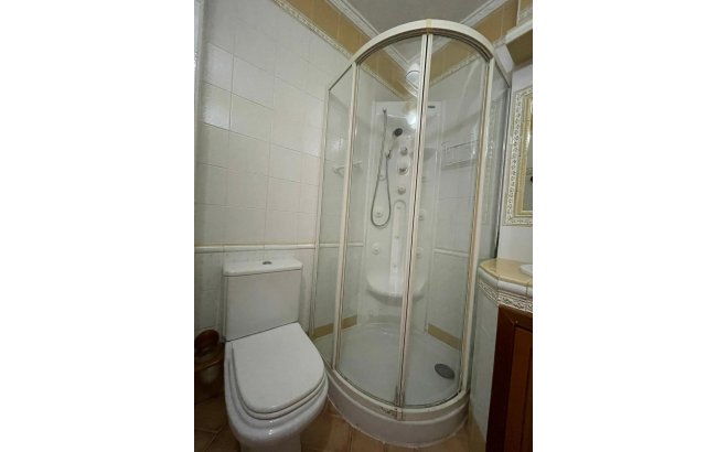 Revente - Appartement -
Torrevieja - Las Piscinas Naturales