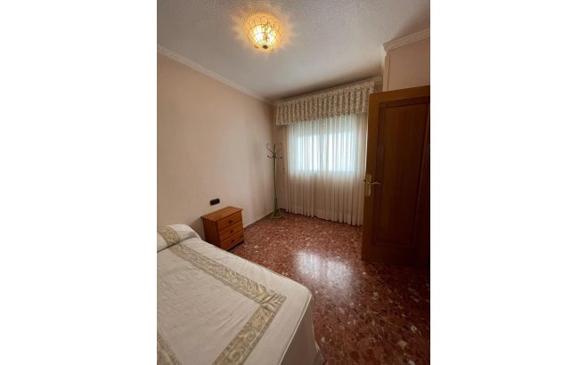 Revente - Appartement -
Torrevieja - Las Piscinas Naturales