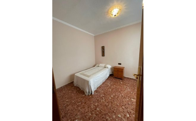 Revente - Appartement -
Torrevieja - Las Piscinas Naturales