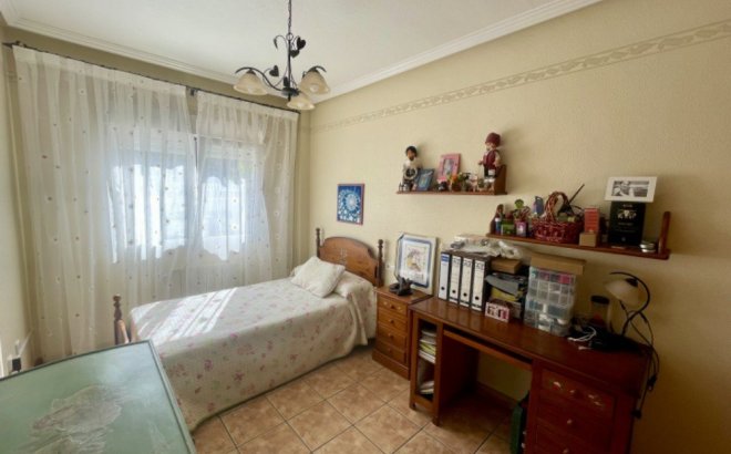 Resale - Villa -
Ciudad Quesada - Costa Blanca