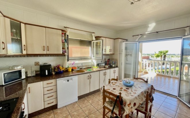 Resale - Villa -
Ciudad Quesada - Costa Blanca