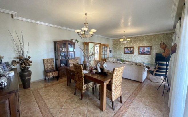 Resale - Villa -
Ciudad Quesada - Costa Blanca