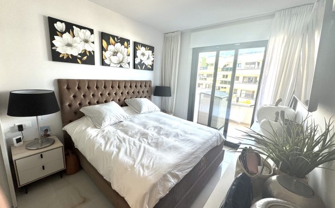 Resale - Apartment -
Playa Flamenca - Costa Blanca