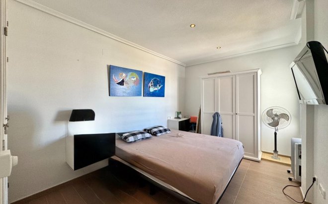 Herverkoop - Appartement -
Orihuela Costa - Villamartín-las Filipinas